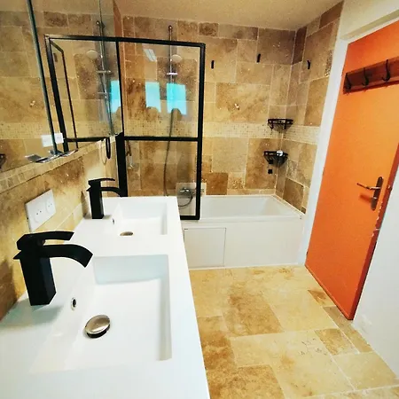 Maison Basque A 8 Minutes Des Plages Villa *